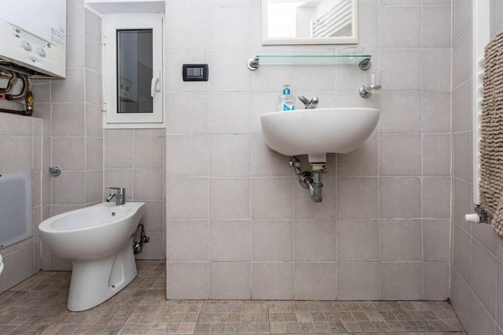 Apartment Adorno 2 - Affitti Brevi Italia Genoa Luaran gambar